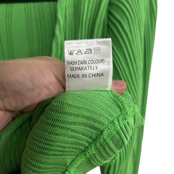 Dopamine Chic Green Ribbed Top Long‎ Sleeve Wavy Texture Y2K Revival Size L - Picture 6 of 6